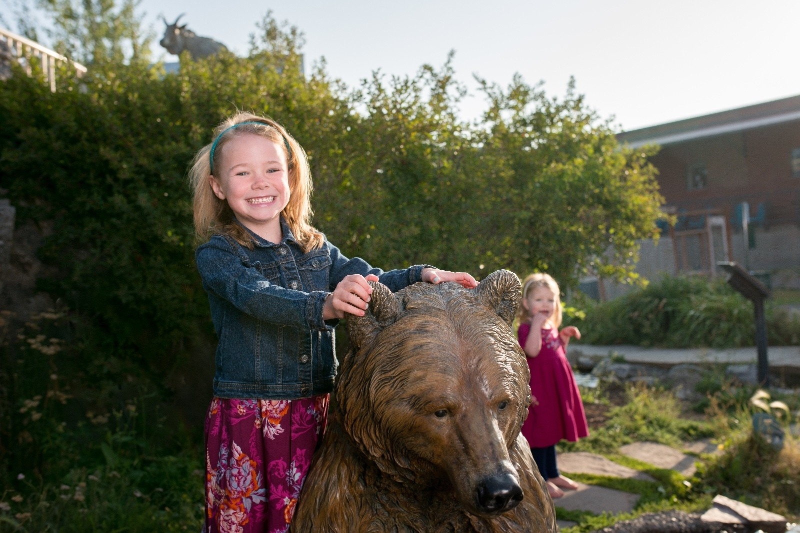 Children with Bear Statue